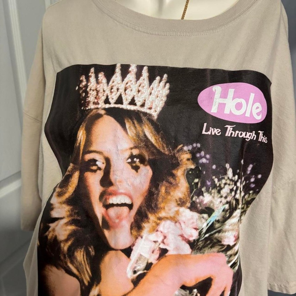 Arizona Pageant Queen Graphic Tee - Picture 2 of 5